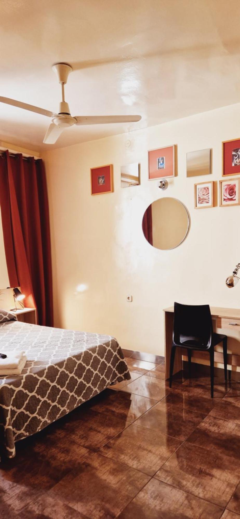 Casa De Huespedes Dolce Vita มาดริด ภายนอก รูปภาพ