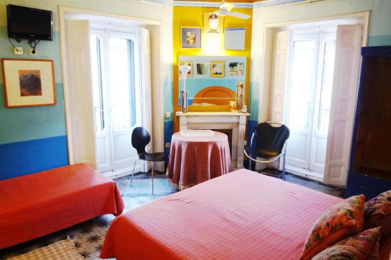 Casa De Huespedes Dolce Vita มาดริด ภายนอก รูปภาพ
