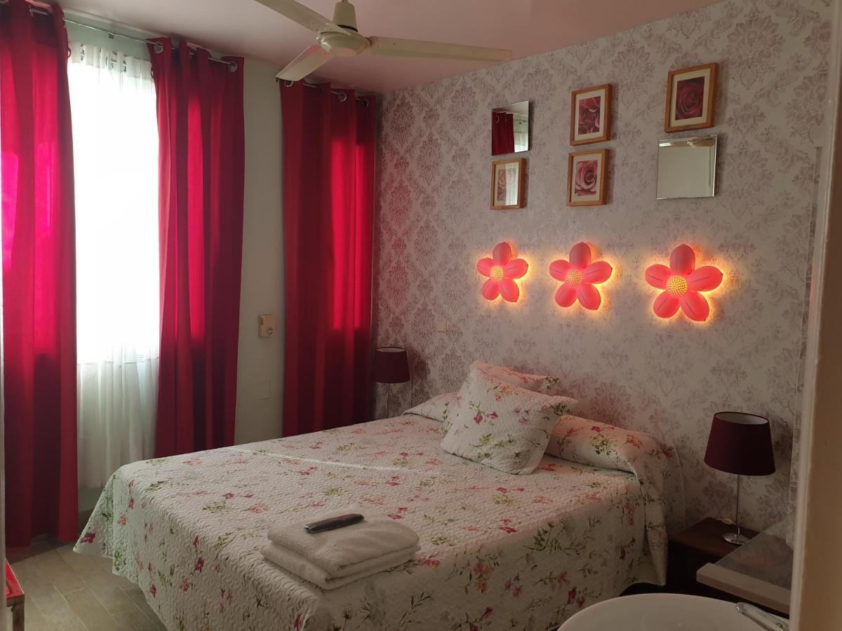 Casa De Huespedes Dolce Vita มาดริด ภายนอก รูปภาพ