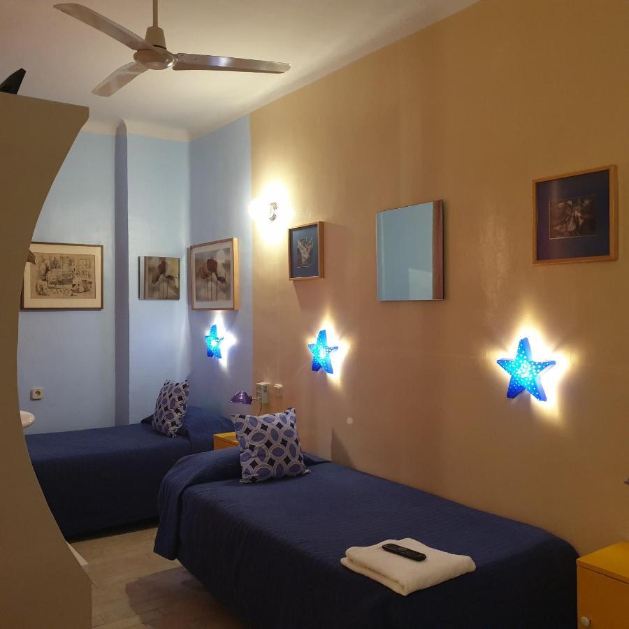 Casa De Huespedes Dolce Vita มาดริด ภายนอก รูปภาพ